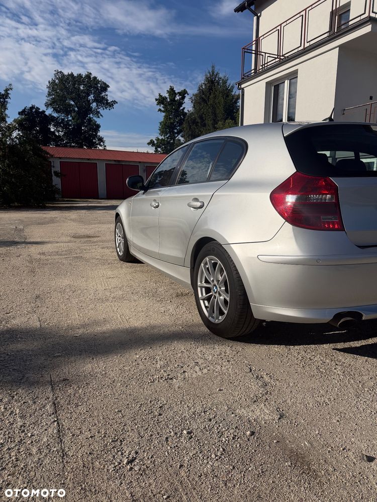 BMW Seria 1 118d - 5