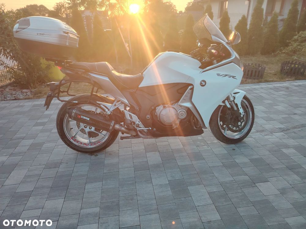 Honda VTR - 3