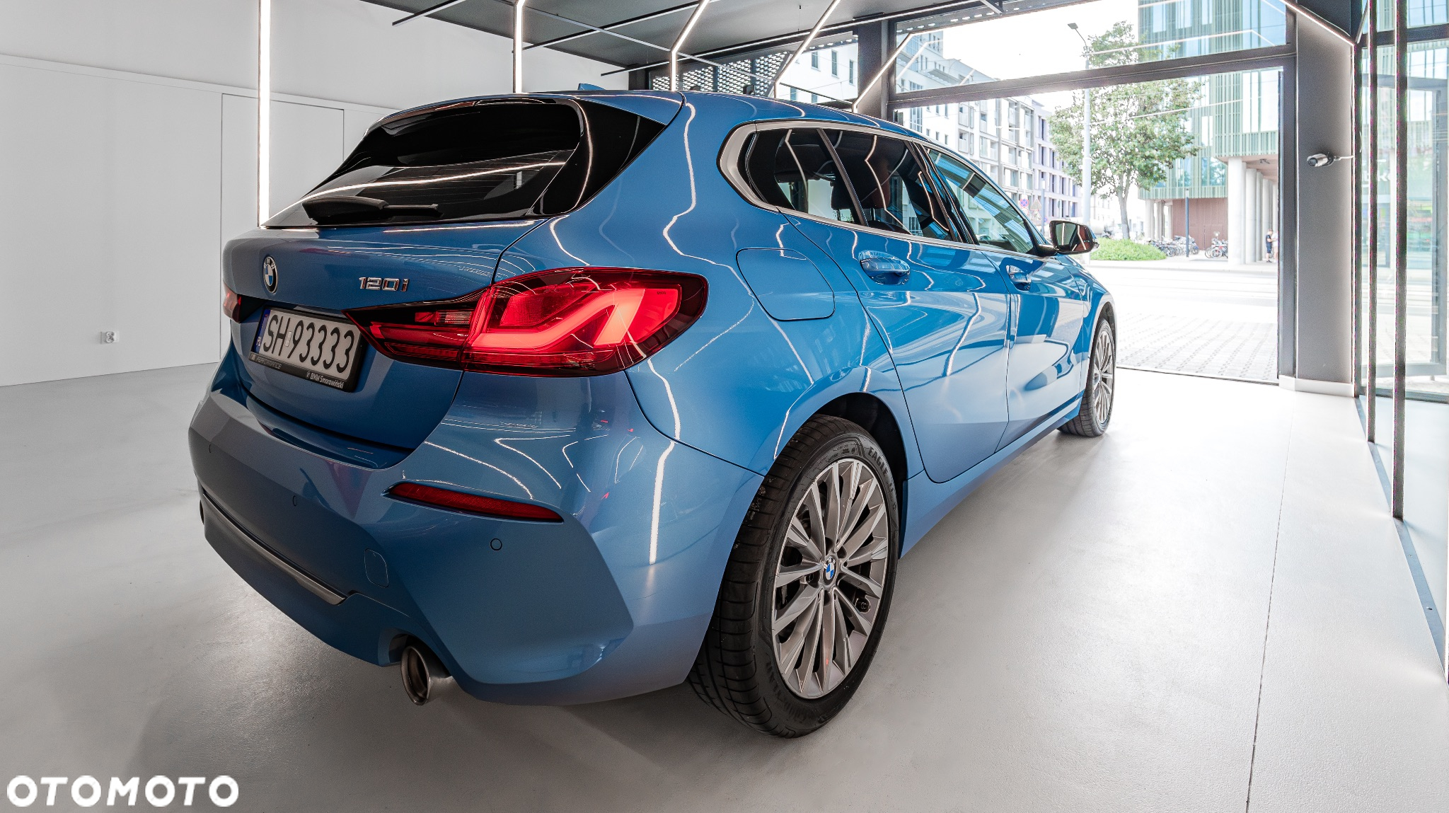 BMW Seria 1 120i - 4