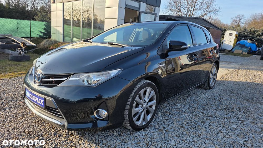 Toyota Auris - 1