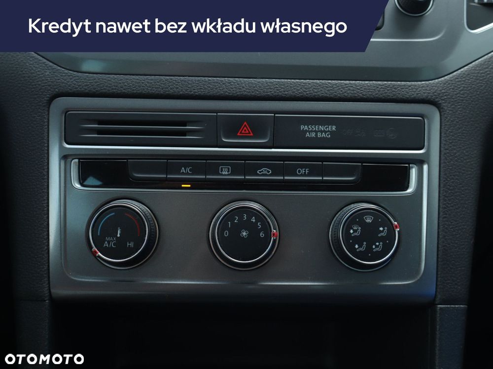 Volkswagen Golf Sportsvan - 15