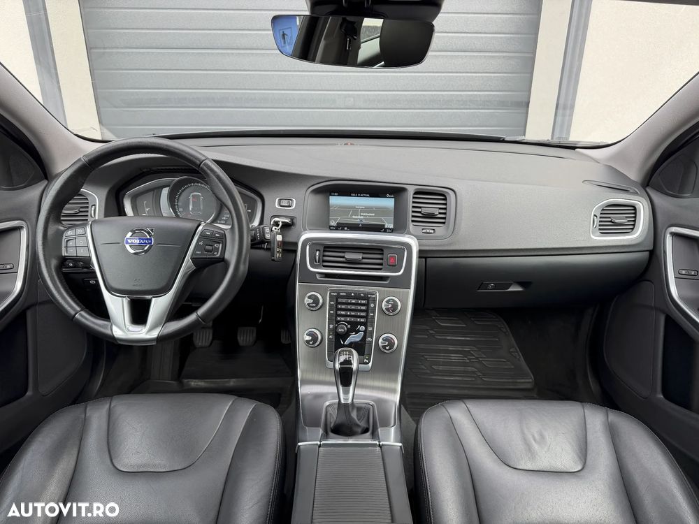 Volvo V60 - 16