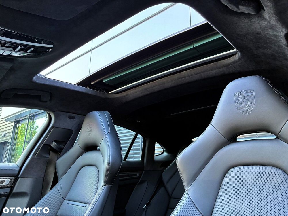 Porsche Panamera - 24