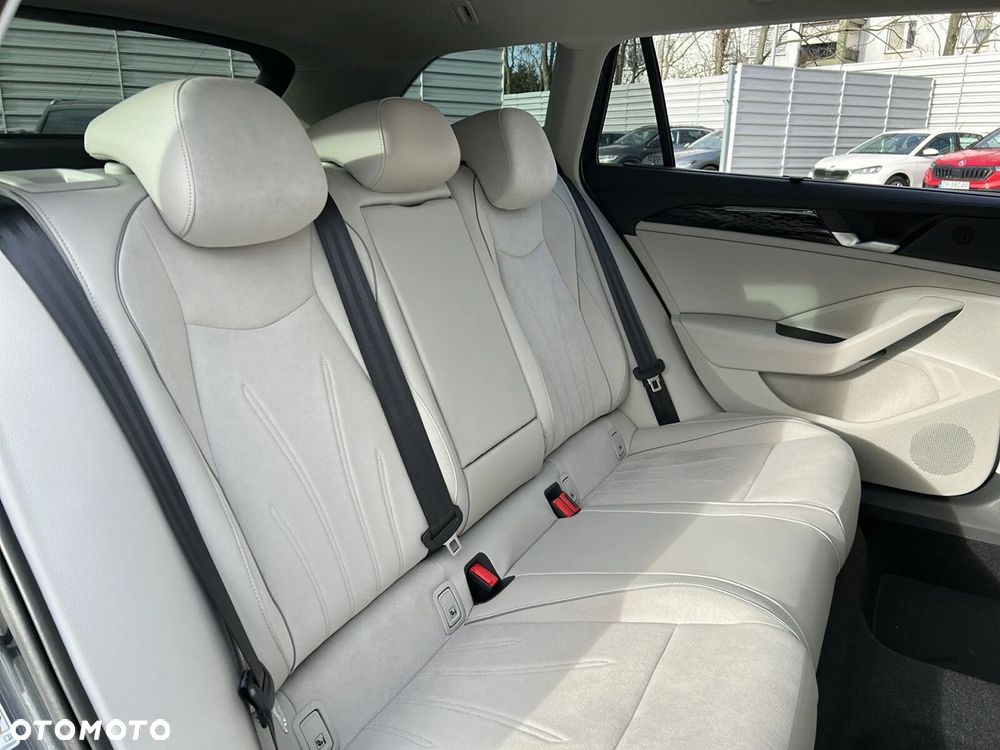 Volkswagen Passat Variant - 26