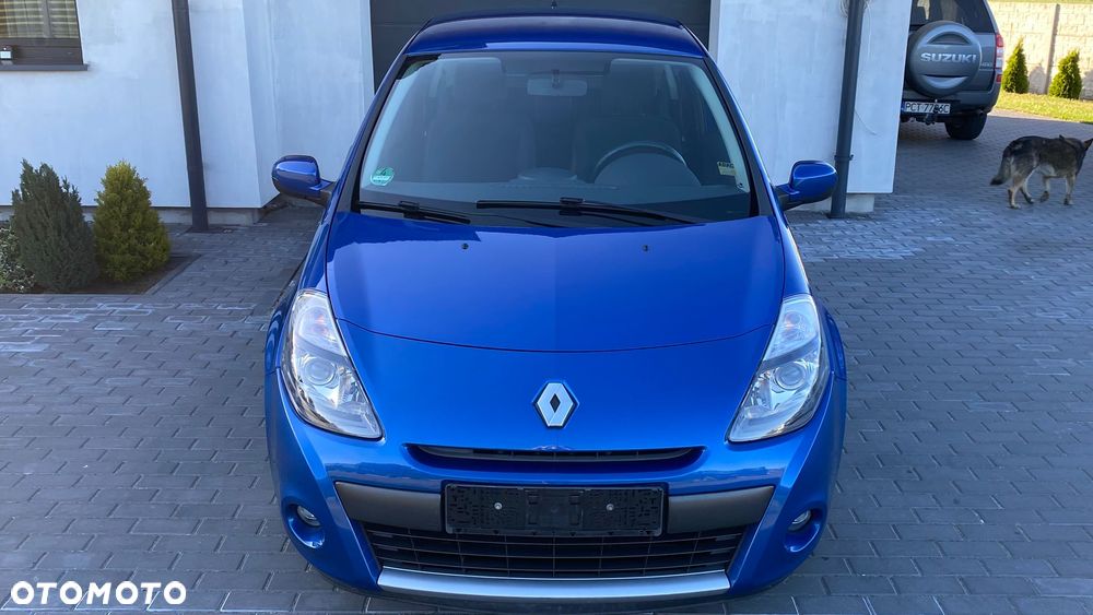 Renault Clio 1.2 16V 75 Expression - 12