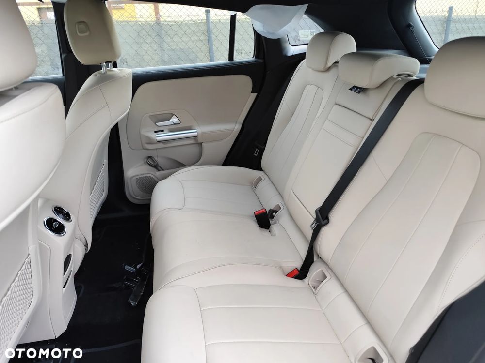 Mercedes-Benz EQA 250+ Progressive - 5