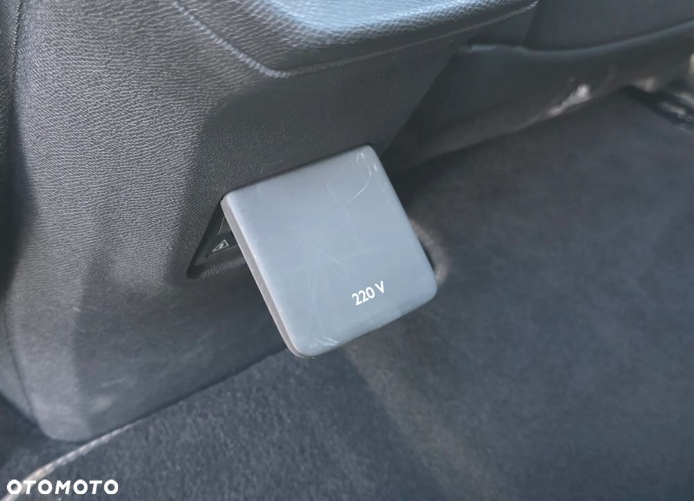 Peugeot 3008 2.0 BlueHDi GT S&S EAT8 - 28