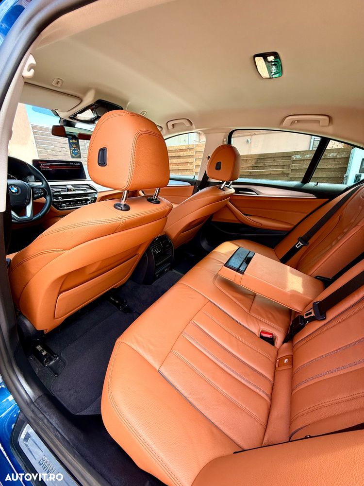 BMW Seria 5 518d Aut. Luxury Line - 9