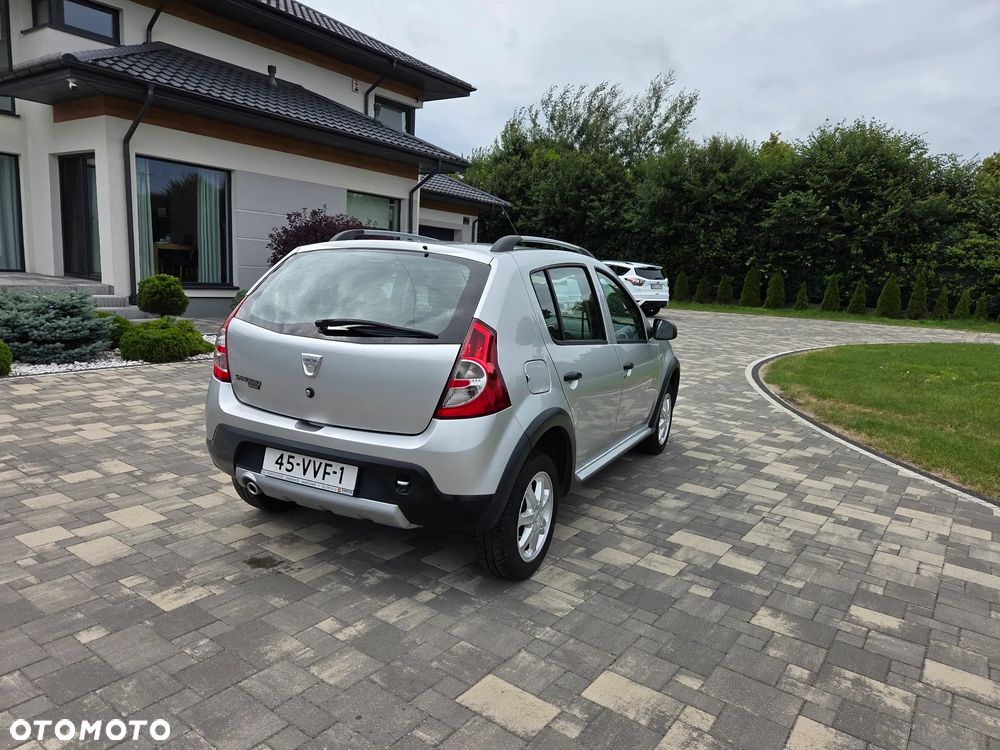 Dacia Sandero Stepway - 13