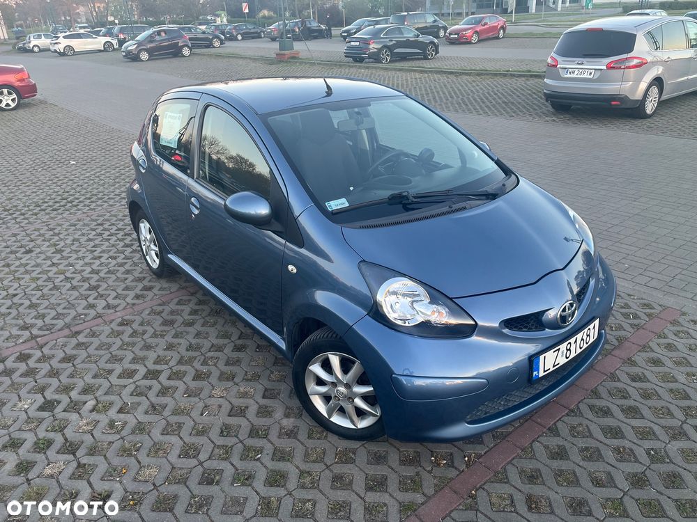 Toyota Aygo - 1