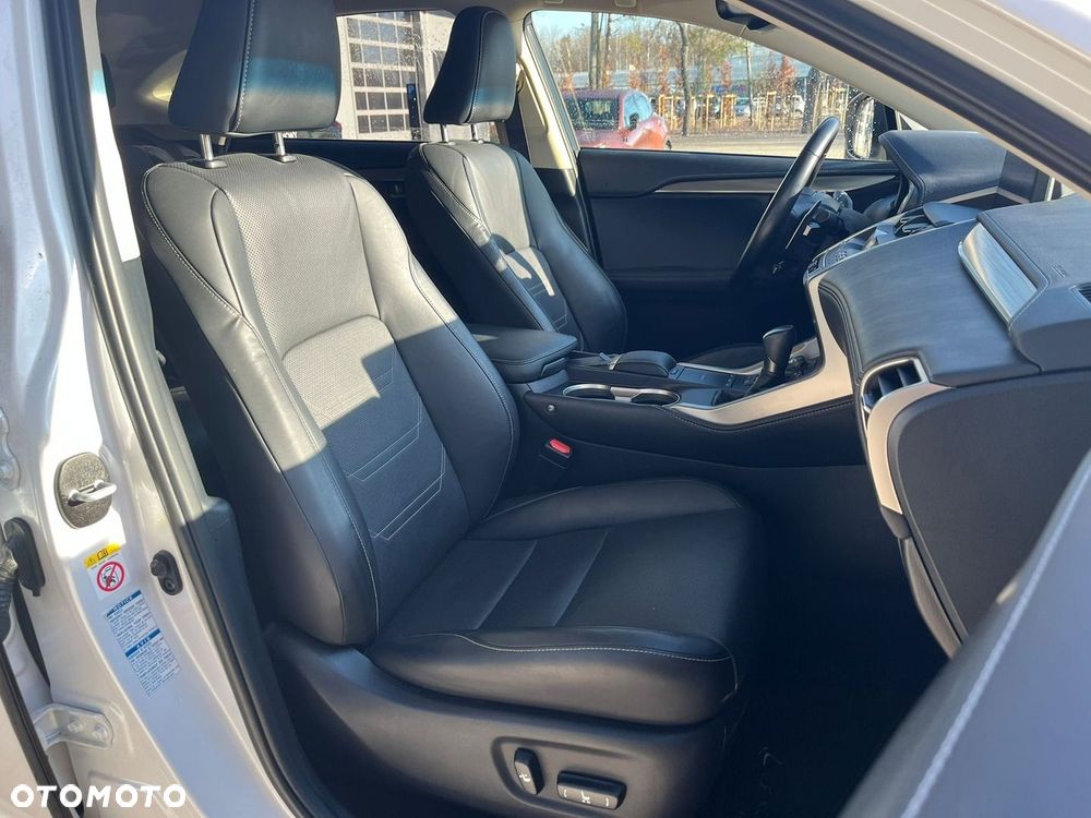 Lexus NX 300 Comfort AWD - 7