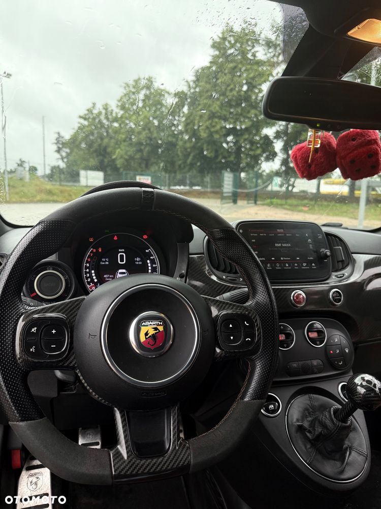 Abarth 695 - 15
