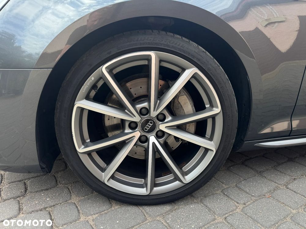 Audi A4 Avant - 33