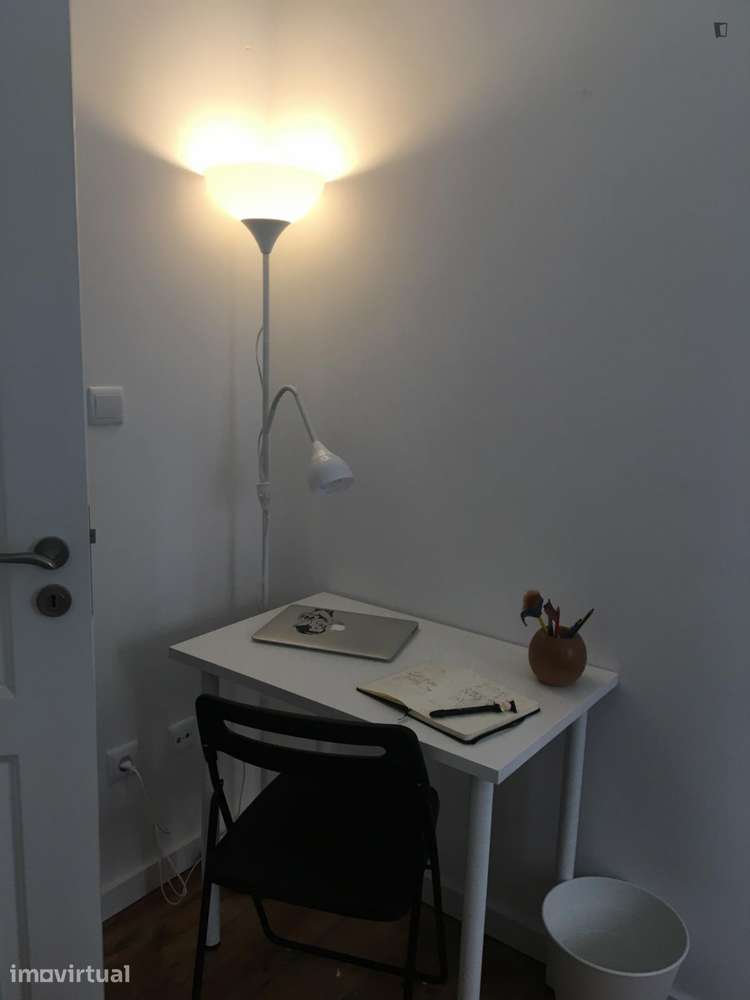 Quarto - localizado em Pontinha Lisbon - Grande imagem: 4/24