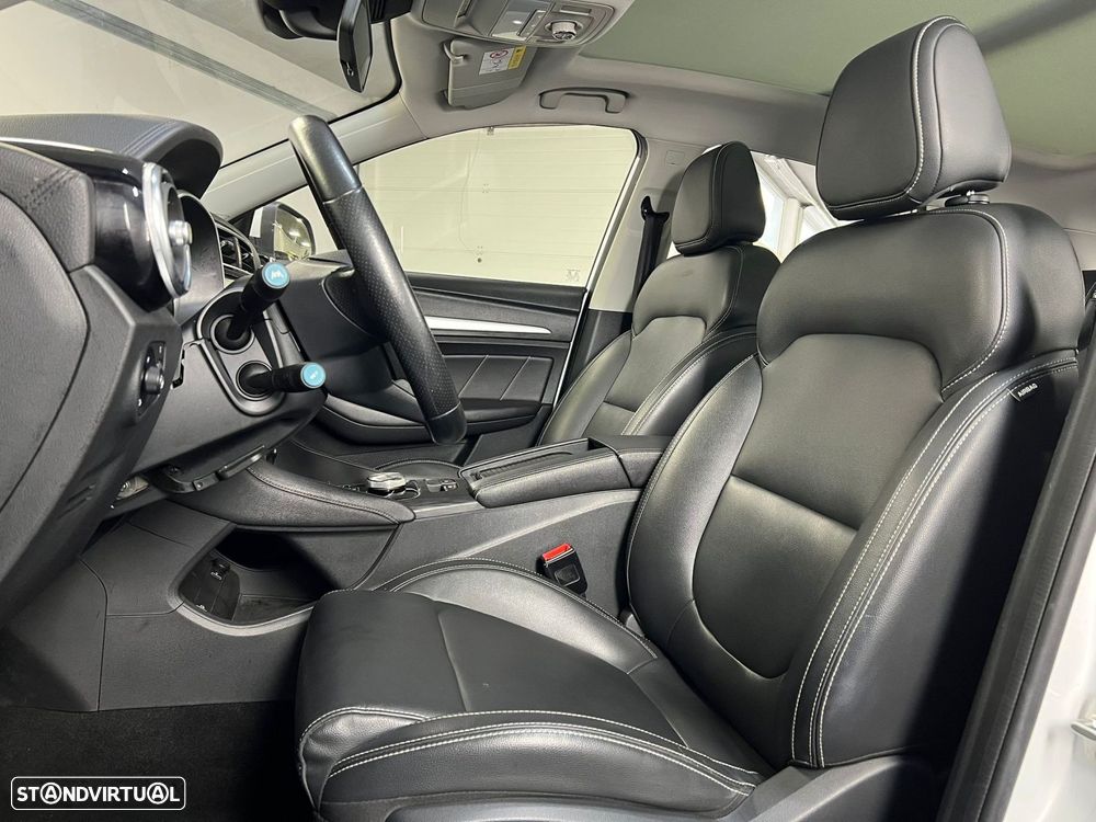 MG ZS EV 44.5 kWh Luxury - 6