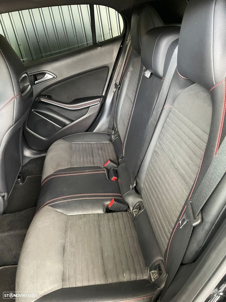 Mercedes-Benz GLA 220 CDI AMG Line 4-Matic - 16