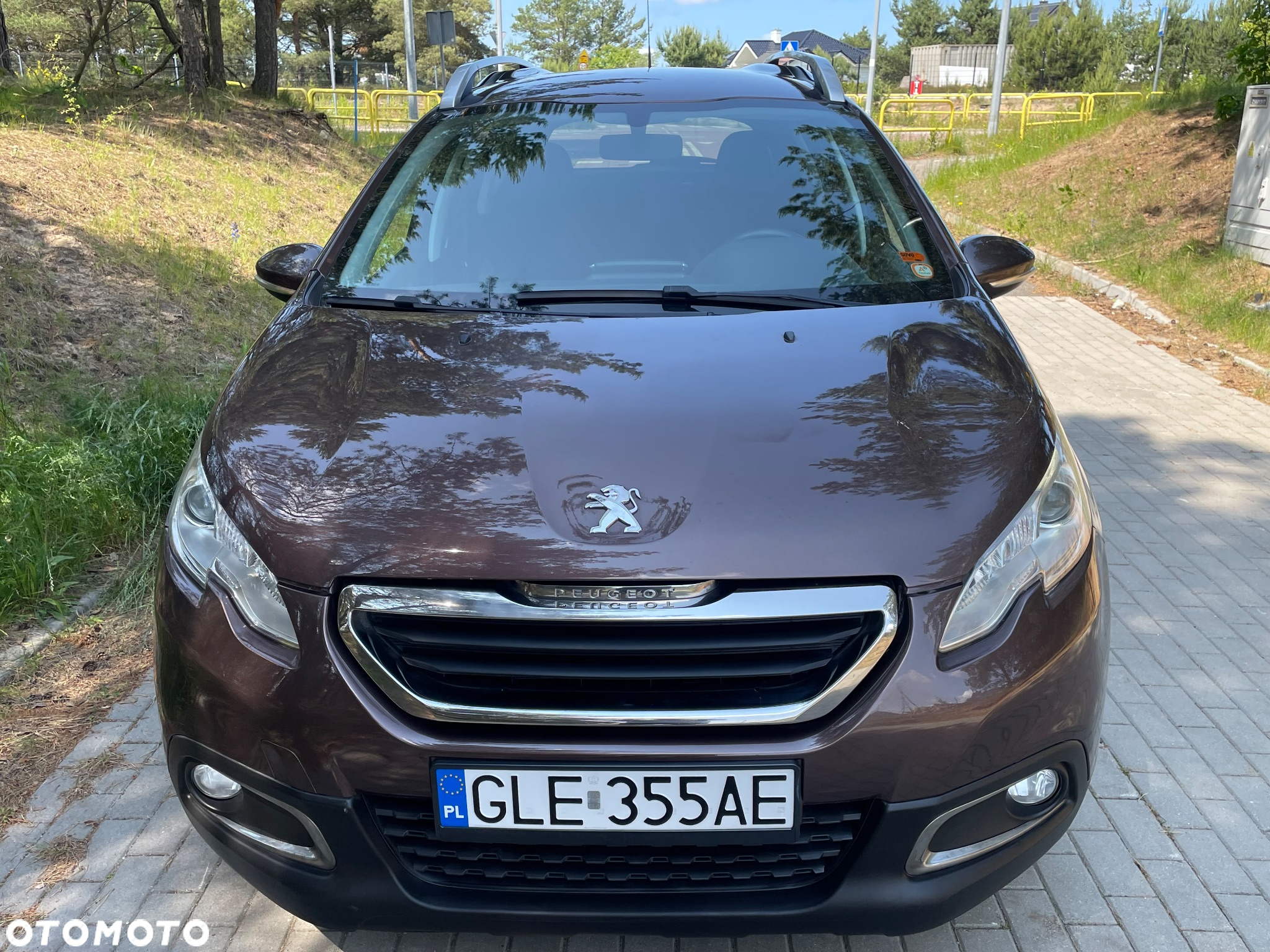 Peugeot 2008 1.6 e-HDi Allure S&S - 3