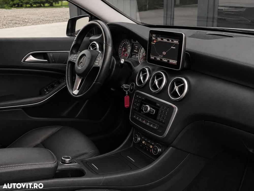 Mercedes-Benz A 220 - 8