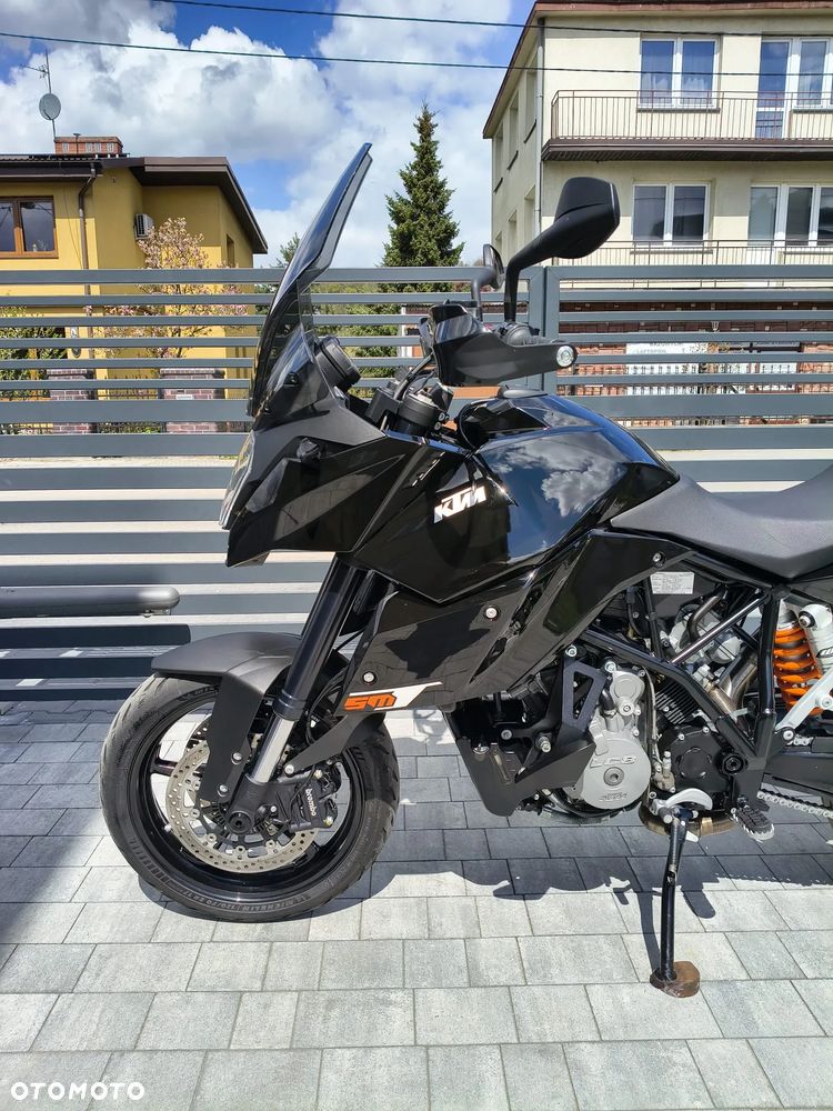 KTM SMT - 10
