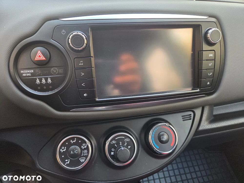 Toyota Yaris 1.33 Prestige - 14