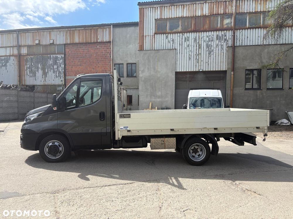 Iveco 35c18 - 8