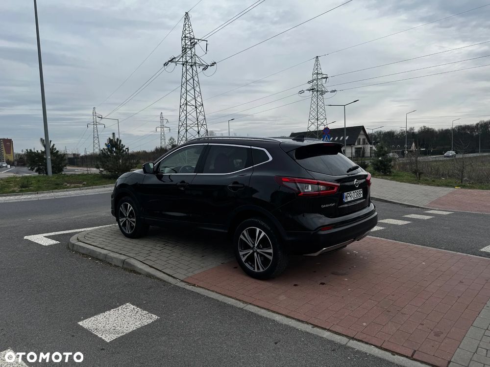 Nissan Qashqai 1.2 DIG-T N-Connecta EU6 - 3
