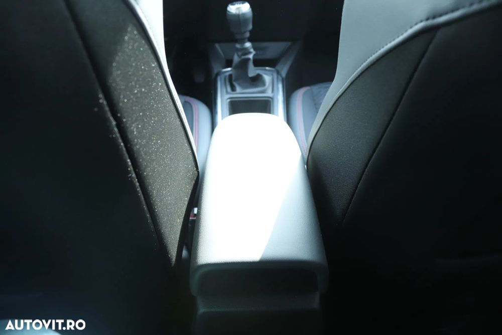 Renault Clio VI TCe 115 Techno - 24