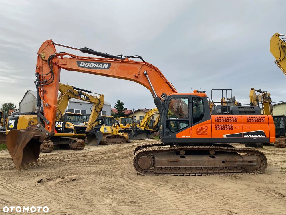 Doosan DX 300 LC-5, 2015 ROK, 9600 MTH, z NIEMIEC, PODWOZIE 90% DOBRE, - 2