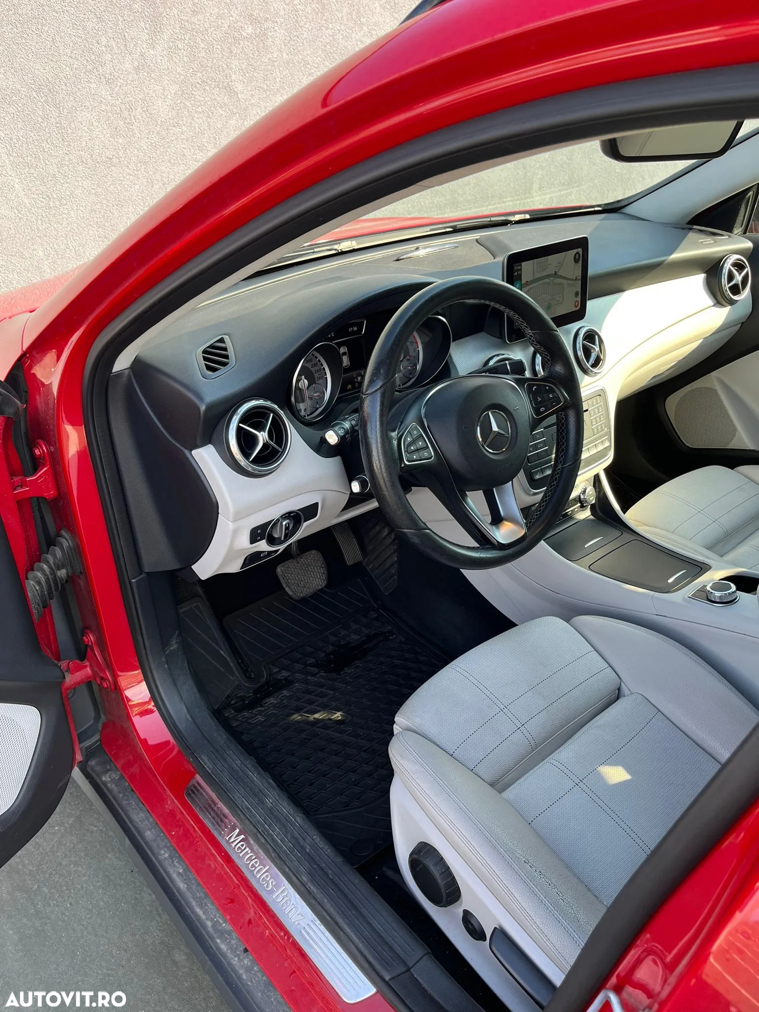 Mercedes-Benz GLA 220 d 4MATIC Aut. - 11