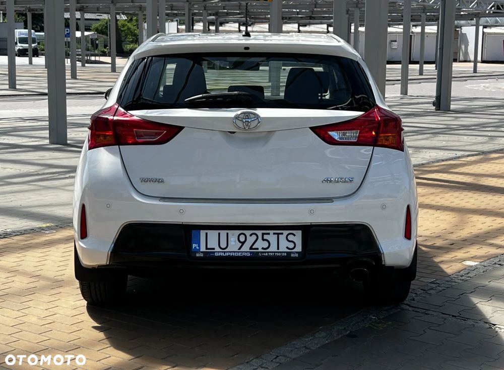 Toyota Auris - 8