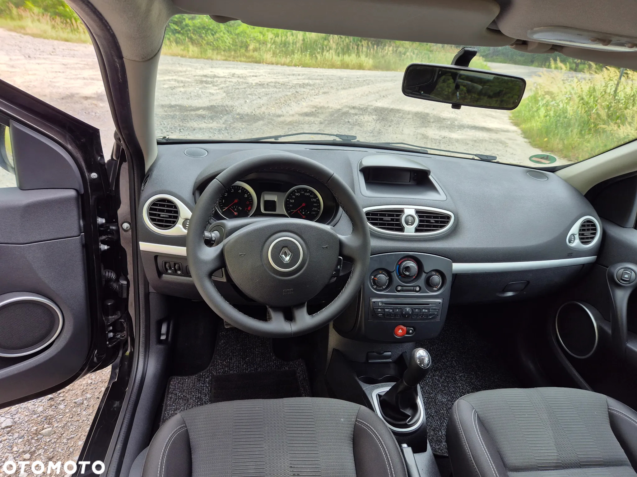Renault Clio 1.2 16V Tech Run - 14