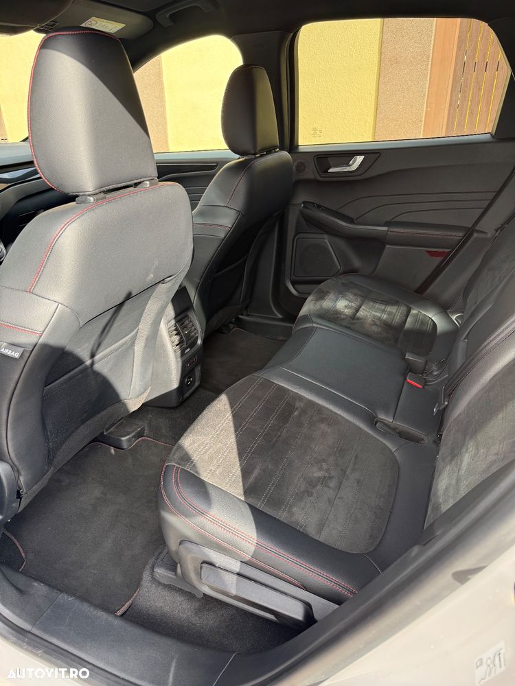 Ford Kuga 2.5 Duratec PHEV ST Line X - 20