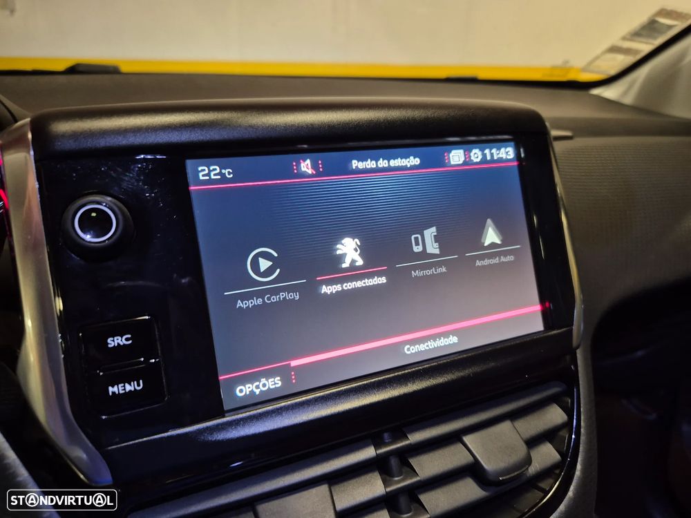 Peugeot 2008 1.6 BlueHDi GT Line - 22