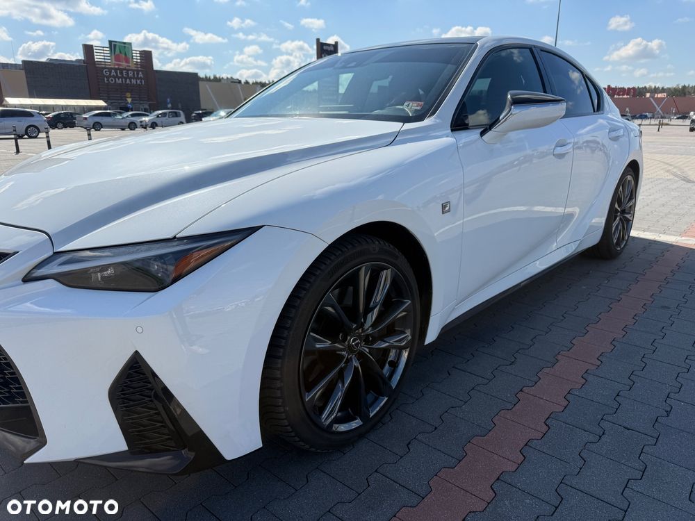 Lexus IS - 18