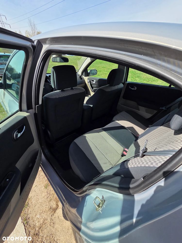 Renault Megane - 1