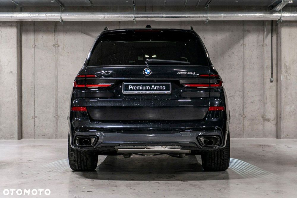 BMW X7 - 7