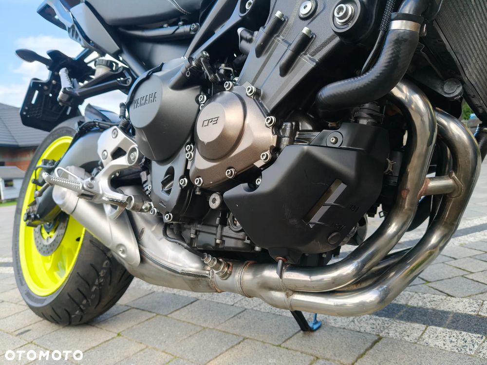 Yamaha MT - 9