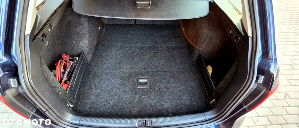 Volkswagen Passat 2.0 TDI BlueMotion Technology Trendline - 11