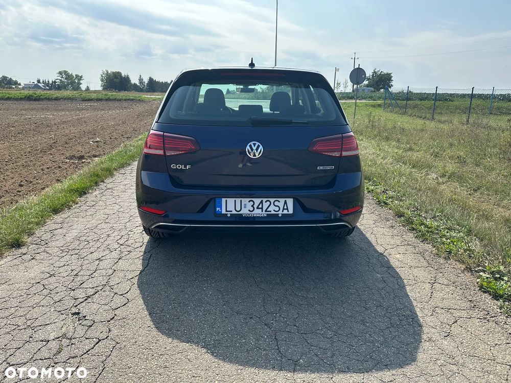 Volkswagen Golf 1.5 TSI BlueMotion ACT DSG Comfortline - 5