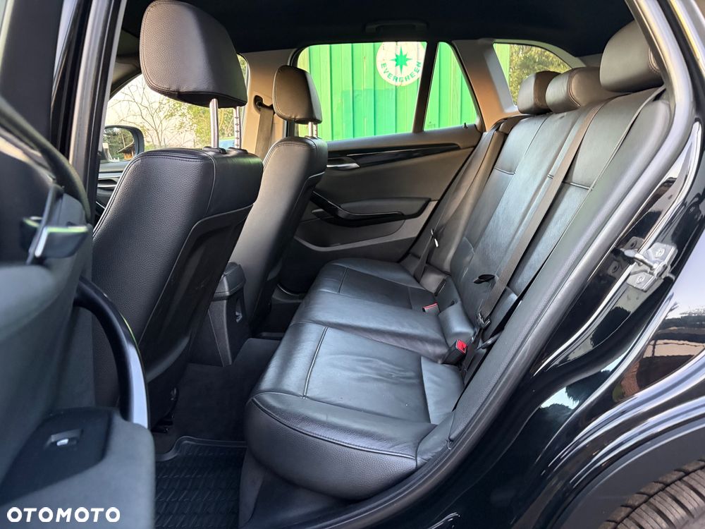 BMW X1 xDrive20d - 14