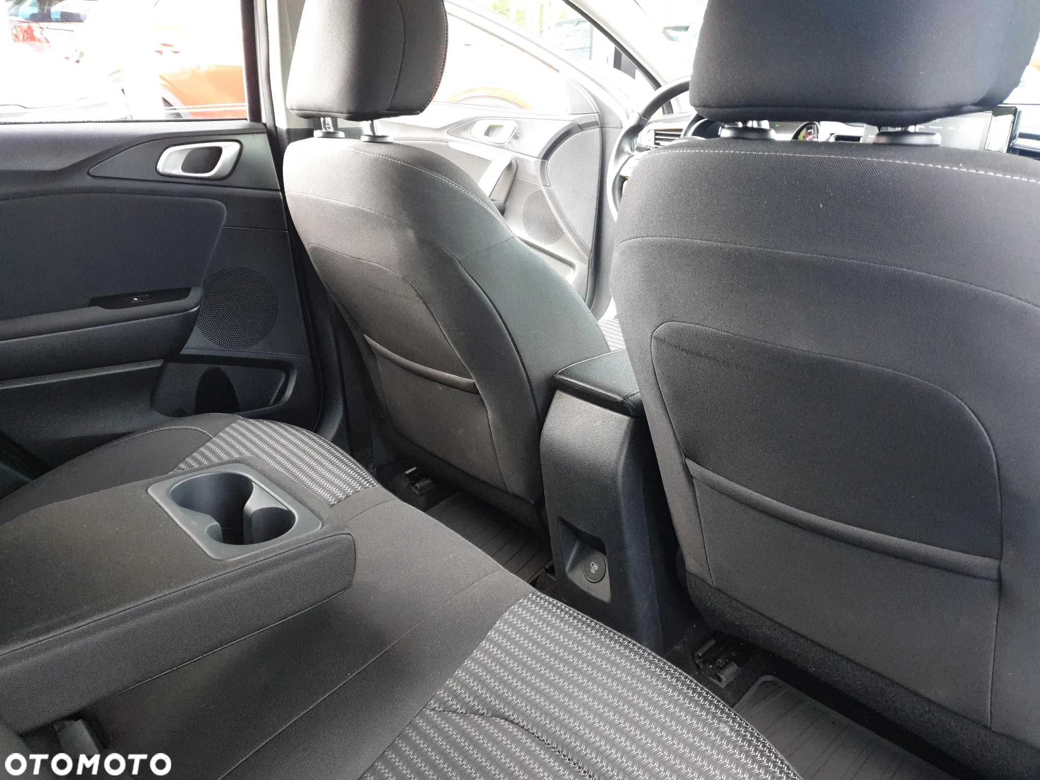 Kia Ceed 1.5 T-GDI M - 23