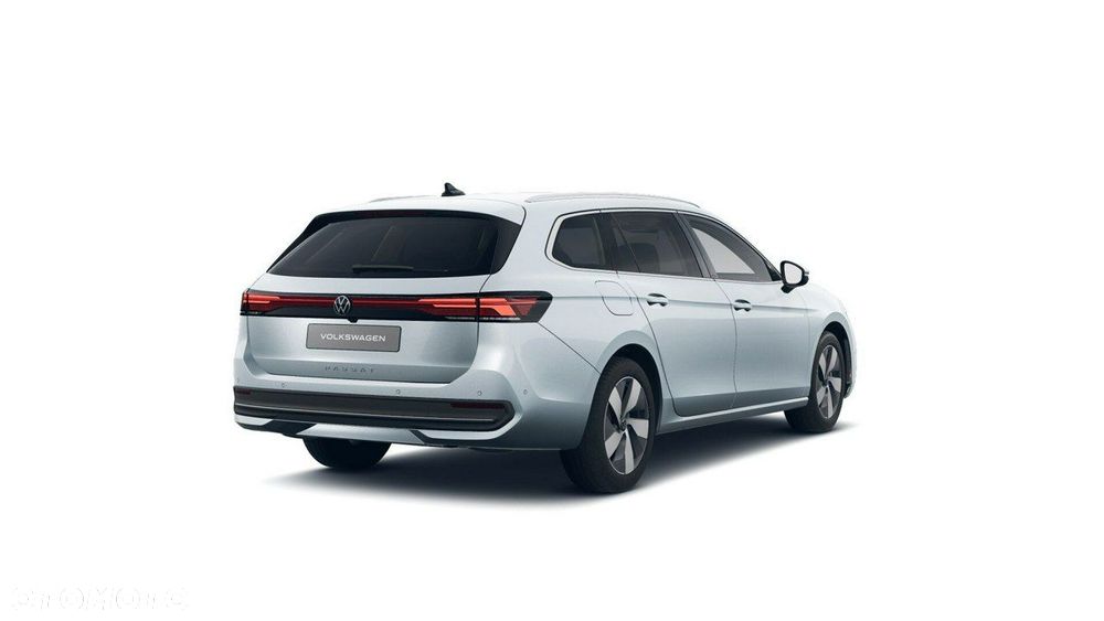 Volkswagen Passat - 4