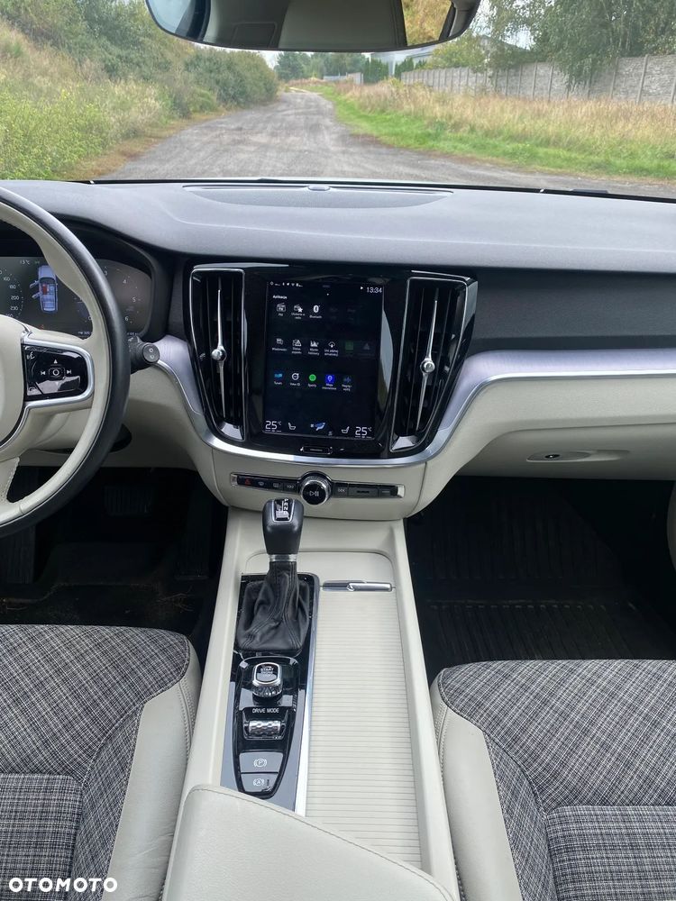 Volvo V60 D3 SCR - 27