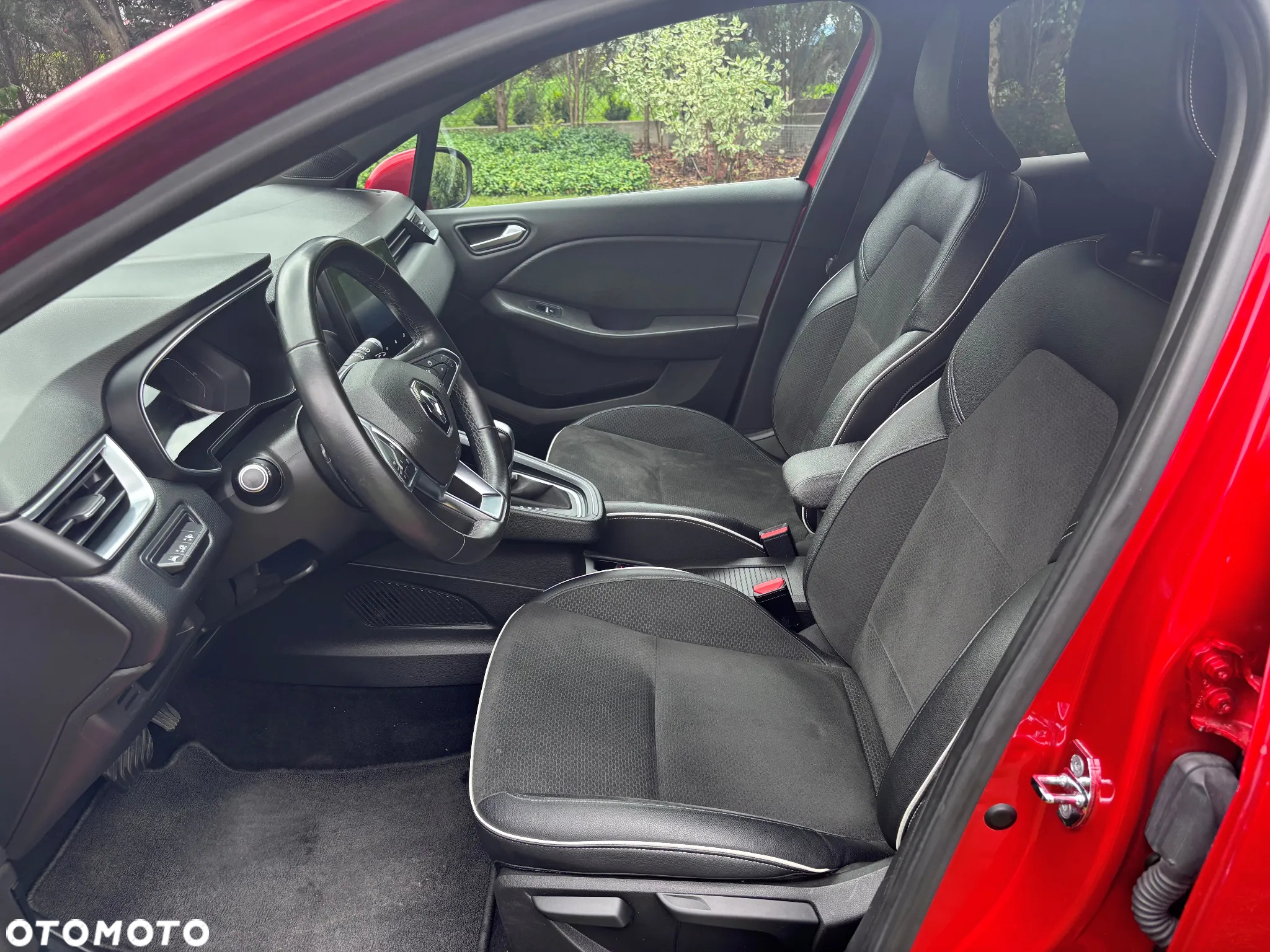 Renault Clio - 11