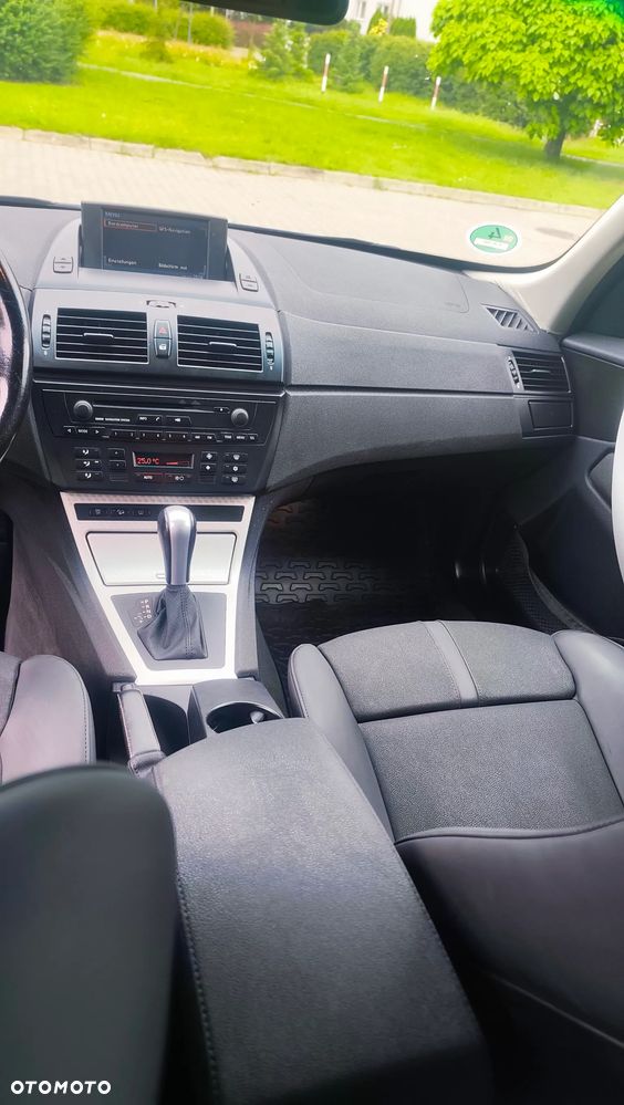 BMW X3 - 24