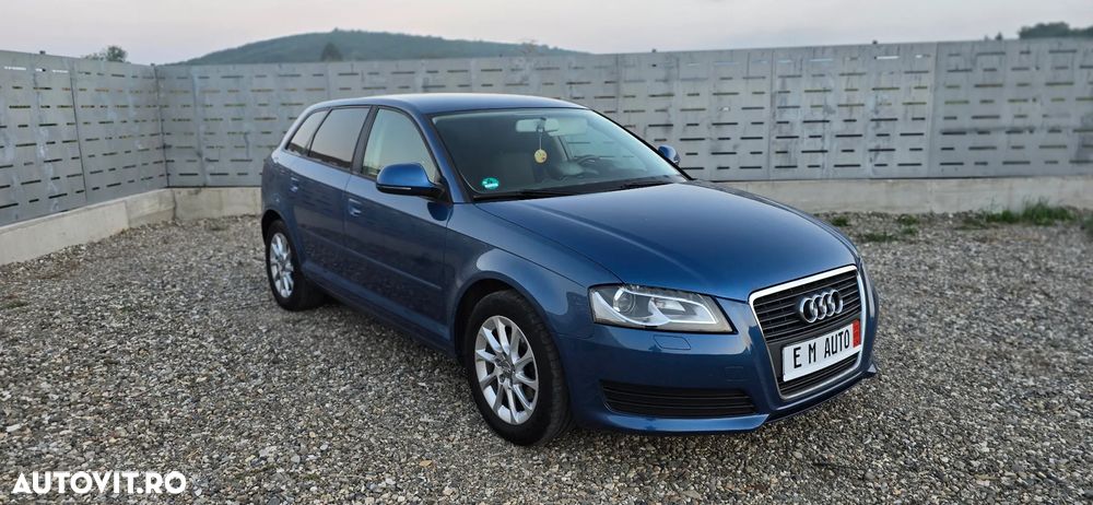 Audi A3 1.6 TDI Sportback DPF Attraction - 3