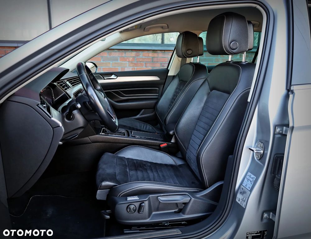 Volkswagen Passat 2.0 TSI Elegance DSG - 25