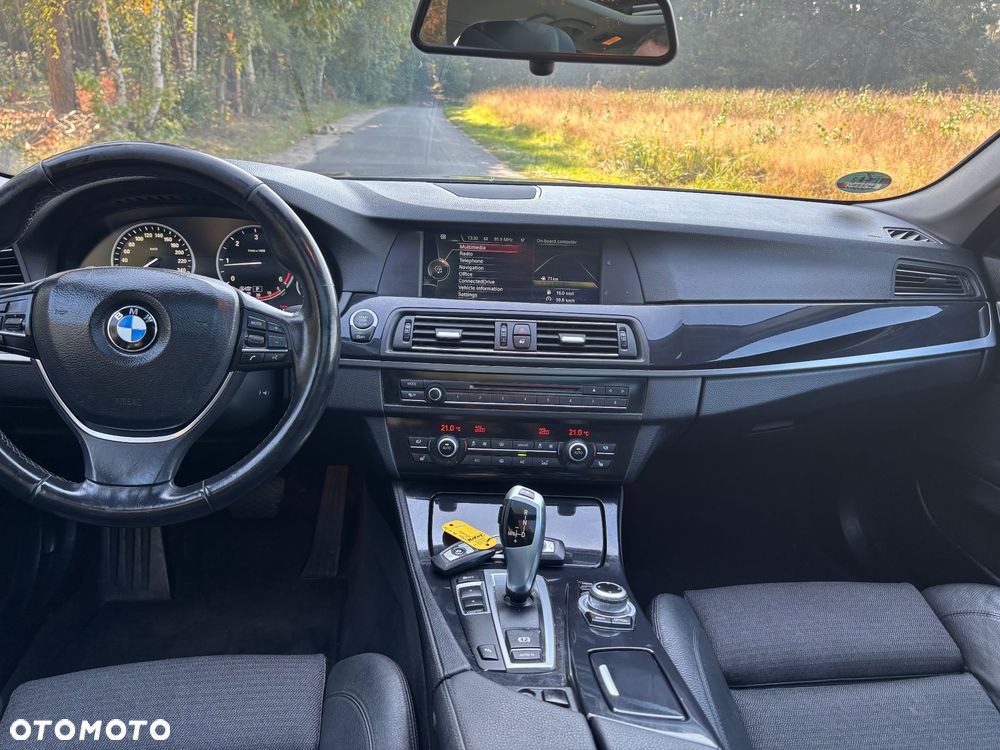 BMW Seria 5 520d xDrive Luxury Line - 21