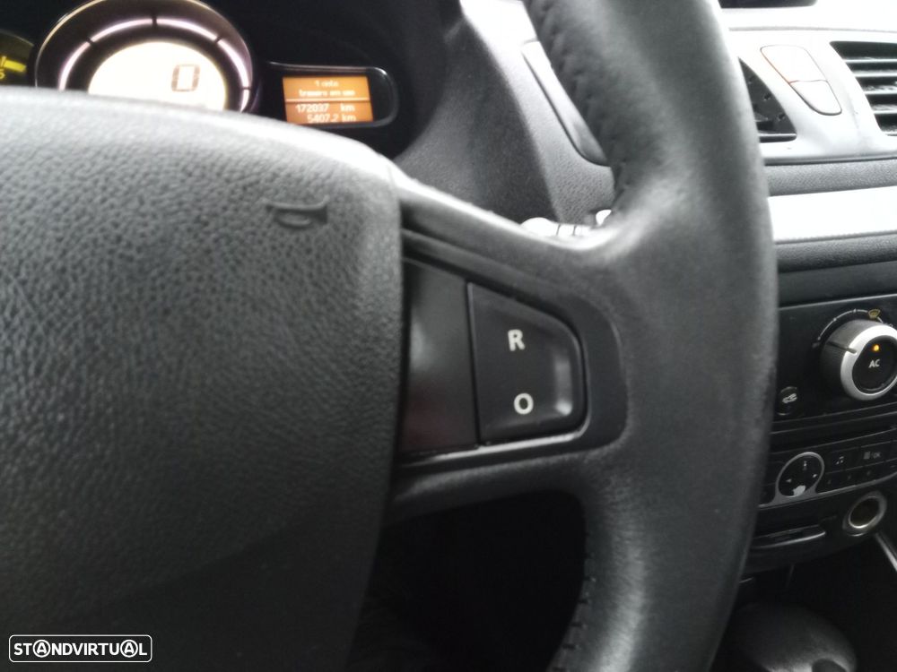 Renault Mégane Sport Tourer 1.5 dCi Comfort SS - 14