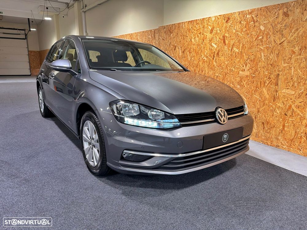 VW Golf 1.0 TSI Confortline DSG - 6